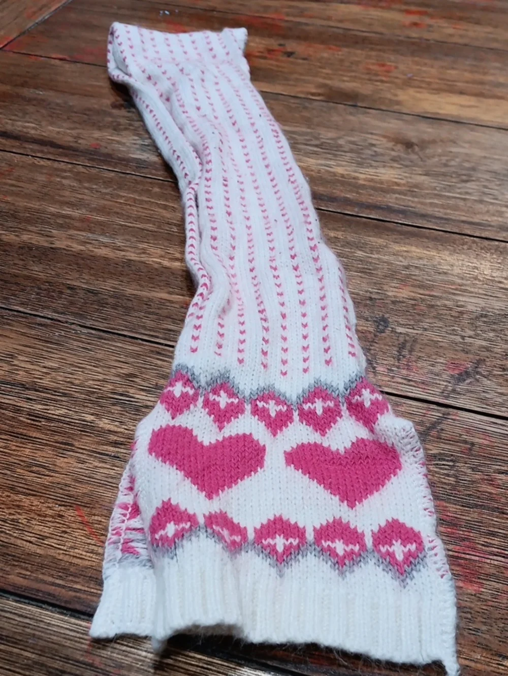 Kids Pink Heart Knit Scarf - Cozy Winter Accessory